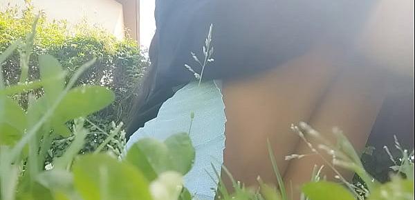 trendswhore! pissing and burping in the public park without underwear